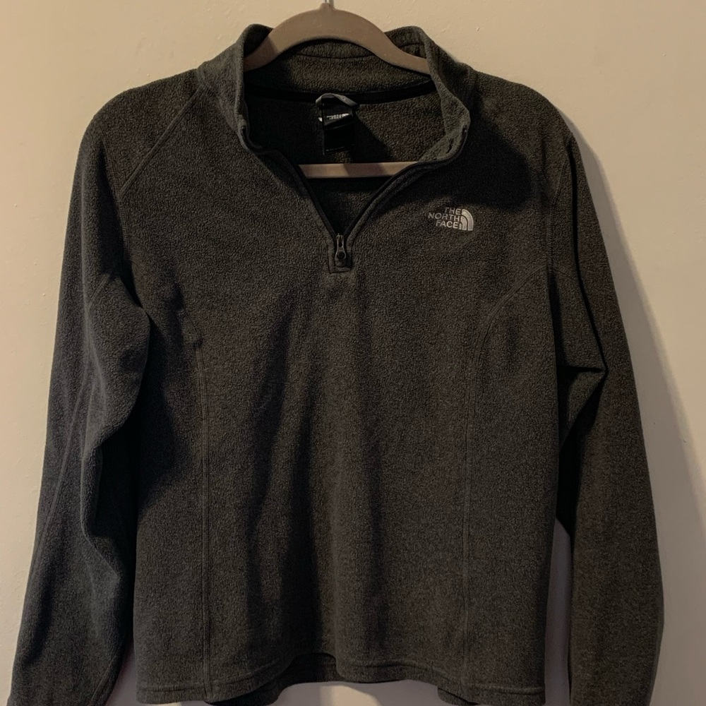Gray Women’s North Face Fleece Pull over